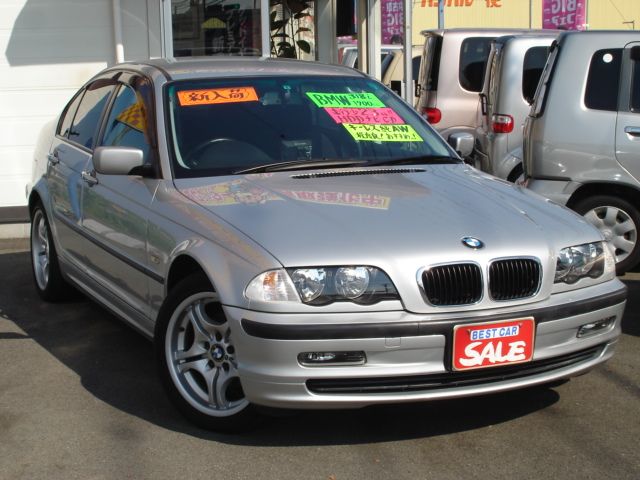 BMW 525i �c�[�����O�F����