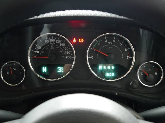 �����U �s�A�b�c�@ ���Îԏ��F���C��