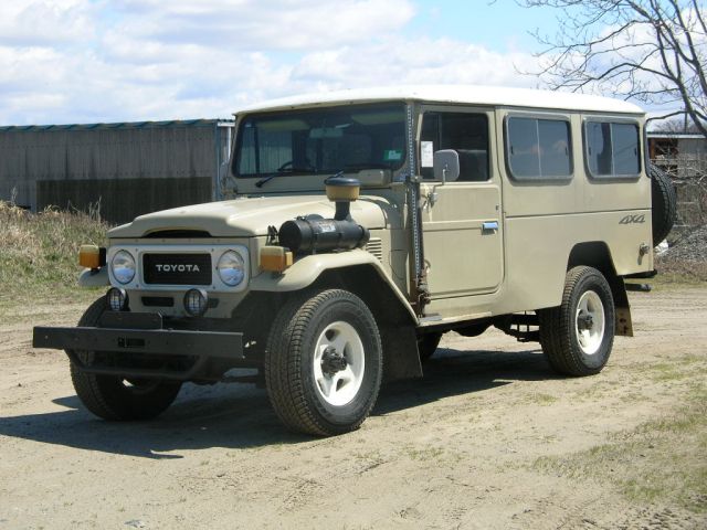 �����h�N���[�U�[V(�g���^) FJ45RV ���Îԉ摜