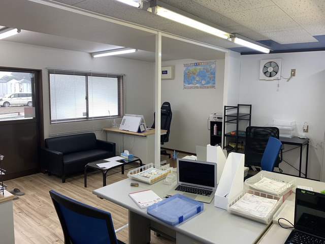 株式会社カーライフ