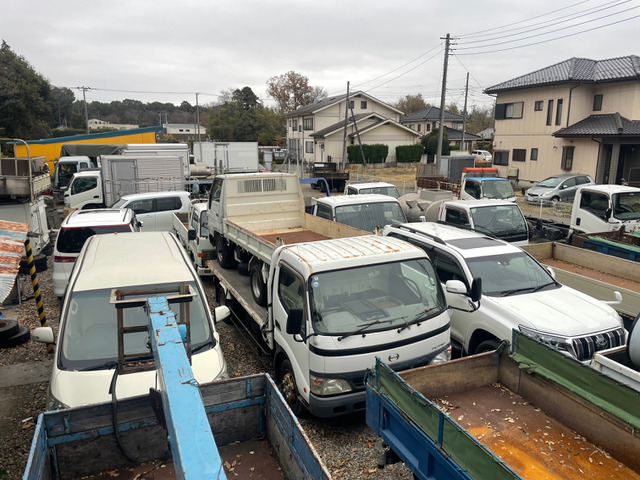 株式会社栄福トラックス