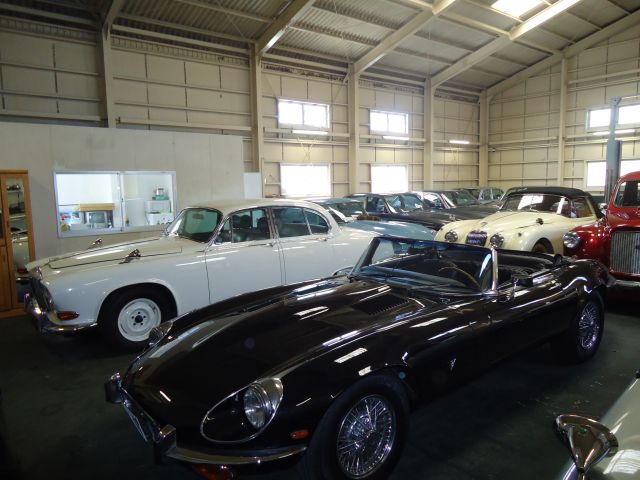 50万円以下のリーズナブルな車輌も御座いますので、お気軽にご来店下さい。