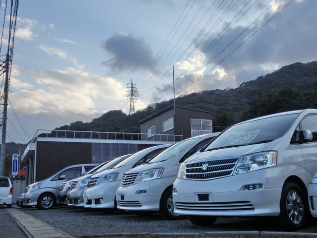 ���w����́A�����e�i���X�A�Ԍ��Ȃǂ����C���������B �������A���X�ł��w������Ă��Ȃ����Ԃ������S�������B �ꏊ�͋�B�����ԓ��A�V��i�C���^-���Ԃ����ł��B ���z���̍ۂ́w�ԑI�т������x�ƁA���A���������B  ���s���̂������ԁA�����͂������Ȃ��X�c