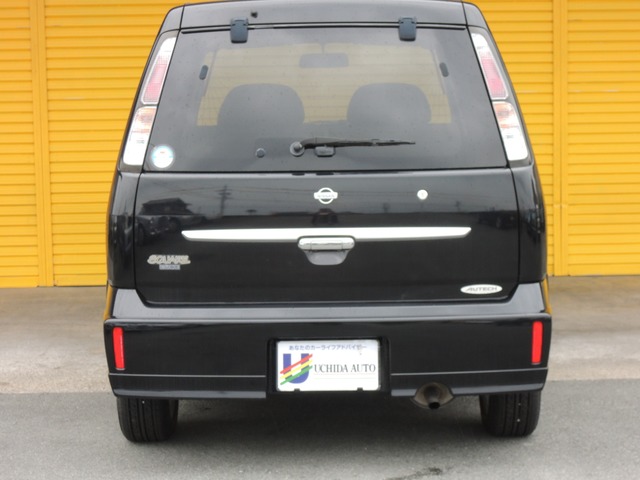 ���̂��ʐ^�͎ʐ^�̎ʂ�łǂ�������ł���悤�Ɍ����܂����A���݂͂������܂���B