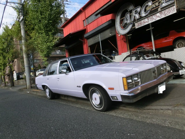 輸入車その他 98 リージェンシー アメ車 劇用車 キャロル オールズ98 応談 昭和52年 1977年 神奈川県 中古車 価格 Com