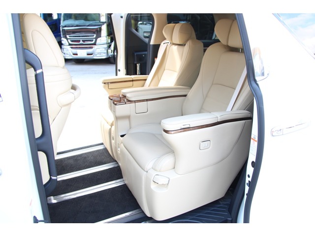 ヴェルファイア