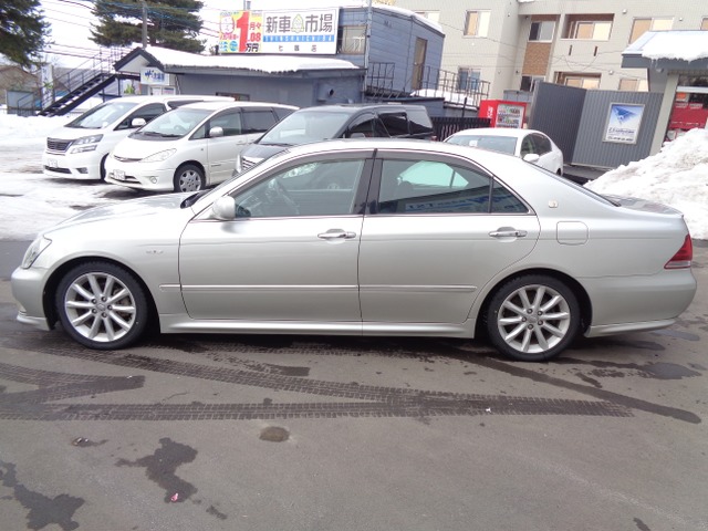 �c�Ǝ��ԁ����`���j��(AM10:00�`PM19:00)�y�j��(AM10:00�`PM18;00)��x��:���E�j�������s���ȓ_���������܂����炲�A���������B