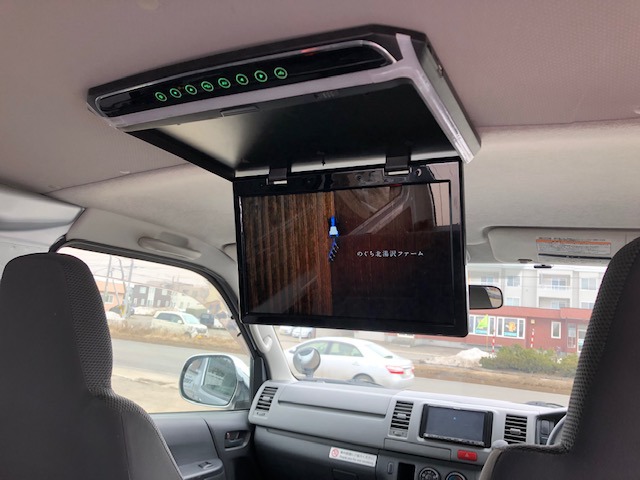 15�C���`�̃��A���j�^�[���t�����Ⴂ�܂���!