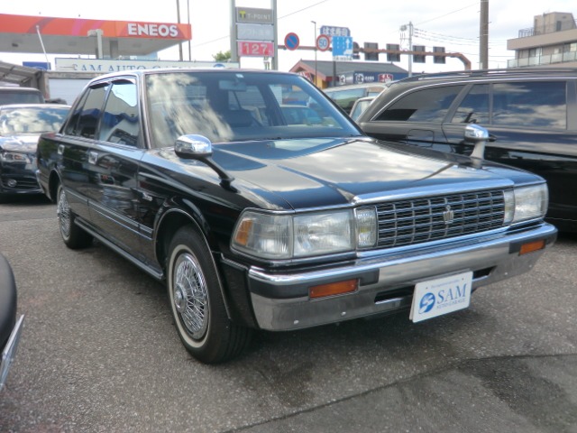 クラウンセダン2.0 デラックス