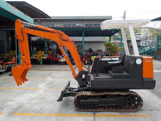 クボタミニバックホー