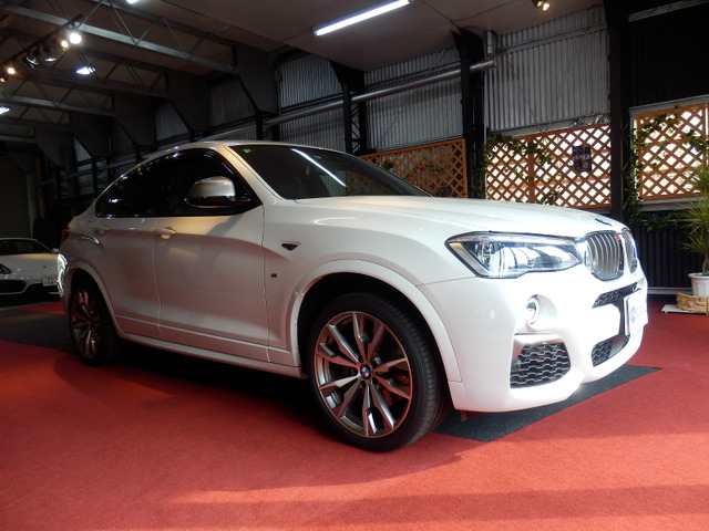 X4M40i 4WD
