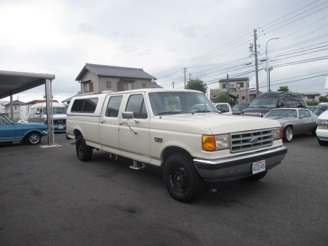 フォード F 350 カスタムクルーキャブロング 1990年式 168 0万円 平成23年 11年 愛知県 中古車 価格 Com