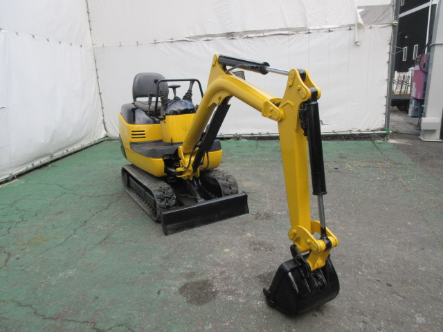 コマツ油圧ショベル