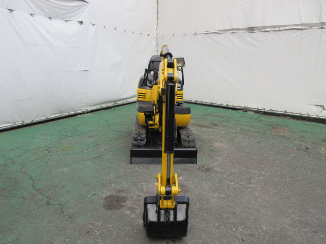 コマツ油圧ショベル