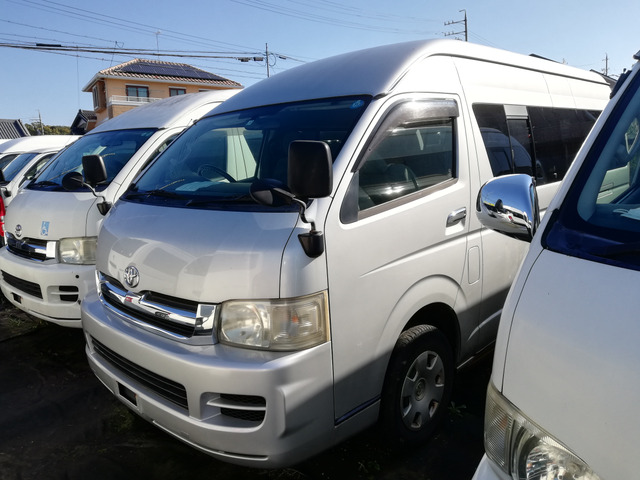 ハイエースコミューター2.5 GL ディーゼル 4WD