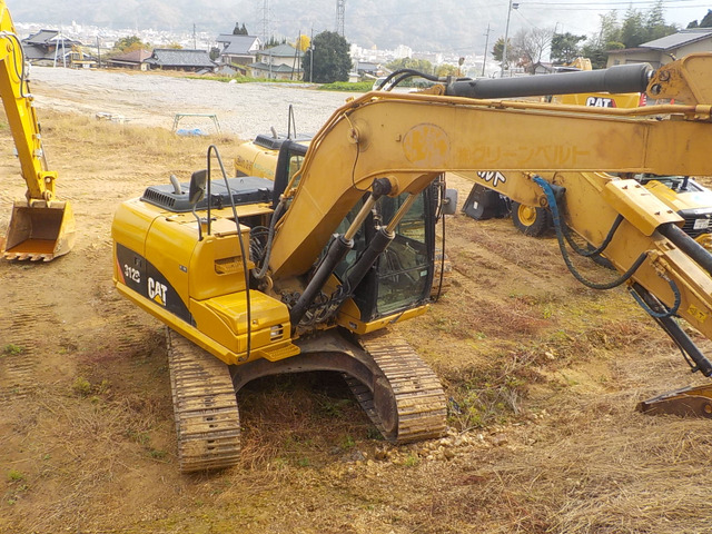 CAT油圧ショベル
