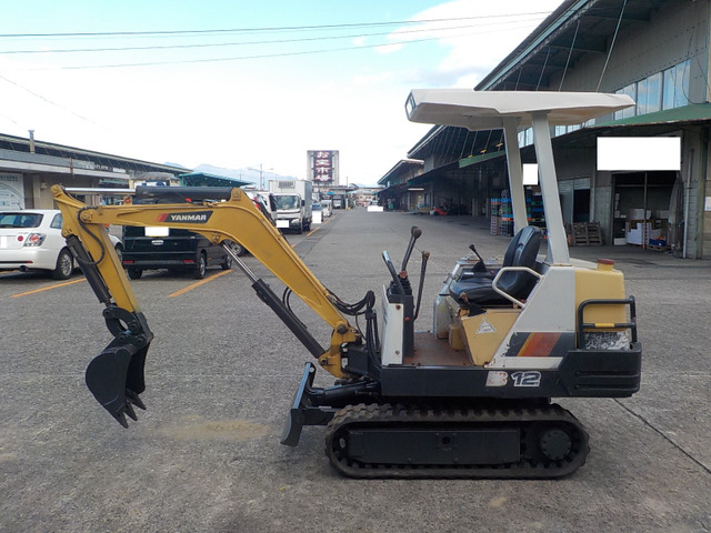 ヤンマーミニショベル