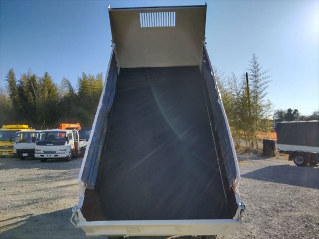 �Ԍ��E�����s���Ă���܂��B