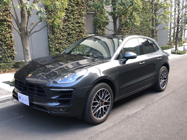 マカンGTS PDK 4WD