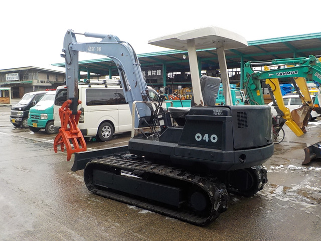 クボタミニバックホー