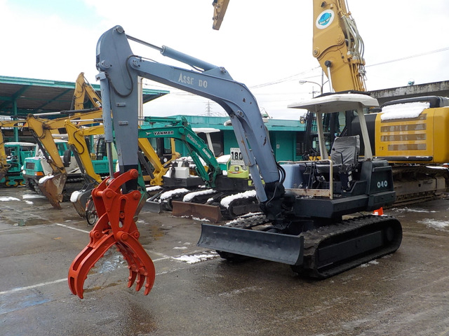 クボタミニバックホー