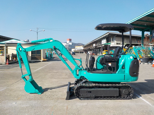 コマツ油圧ショベル