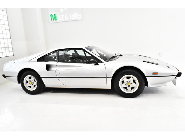 フェラーリ 308 GTB コーンズ正規車クラシケ認定5速MT記録簿