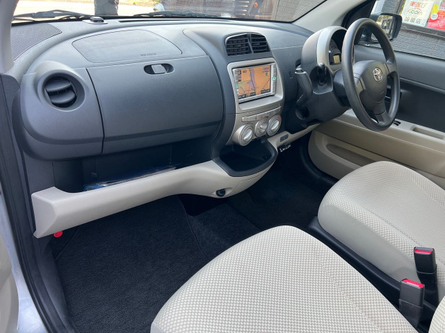 ナビ、ドライブレコーダー、バックカメラ、レーダー、ETCなどの各種部品の取り付けも行っております。