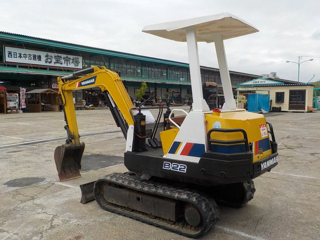 ヤンマーミニショベル