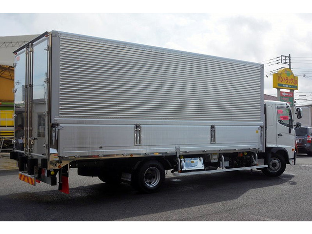 �o���E�g���b�N���A���݌�200��ȏ�!!���Ђ�HP�����񂲗����������Bhttp://www.vantruck.co.jp/index.htm