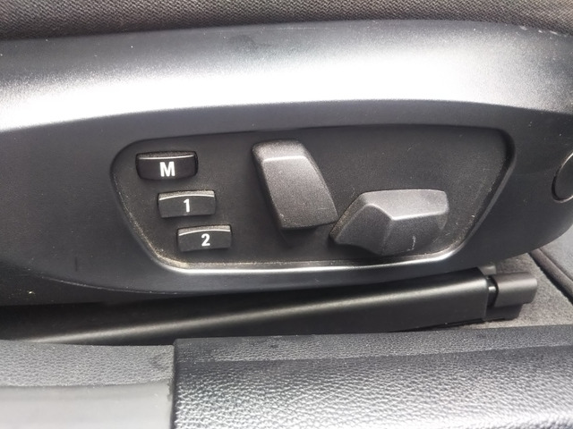 運転席、助手席パワーシート