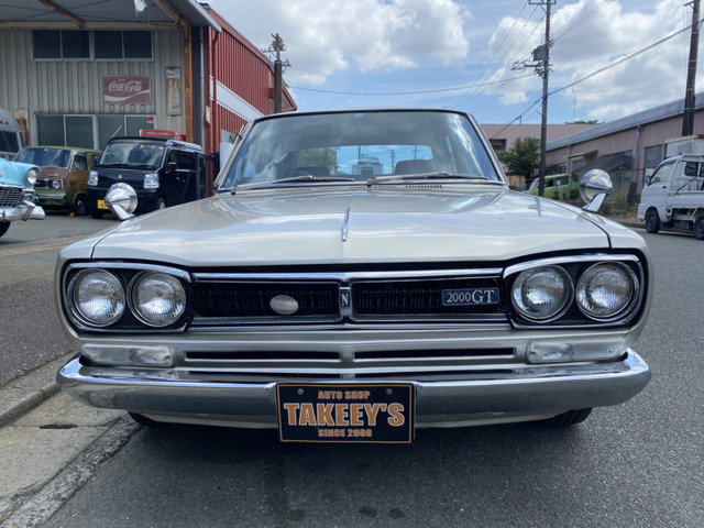 スカイライン2.0 GT