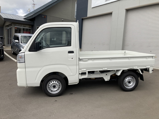 ���X�Ŕ̔������Ē������Ԃ́A�[�ԑO�ɓO�ꂵ���N���[�j���O�����{�������܂�! �܂��A�ʓr�����ɂĉ����h����K���X�R�[�e�B���O�������Ă���܂�!���C�y�ɂ��⍇��������!