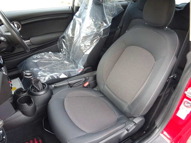 ���Ђ̎ԗ��͂قƂ�ǂ����ڔ������ł��̂Ŕ����A�����ō������H�ł̃e�X�g���s�ς݂ł��̂ŁA�����Ƃ���͂�������c�����Ă���܂��B�ł��̂ł�������C�����Ă���[�Ԃ������܂�!