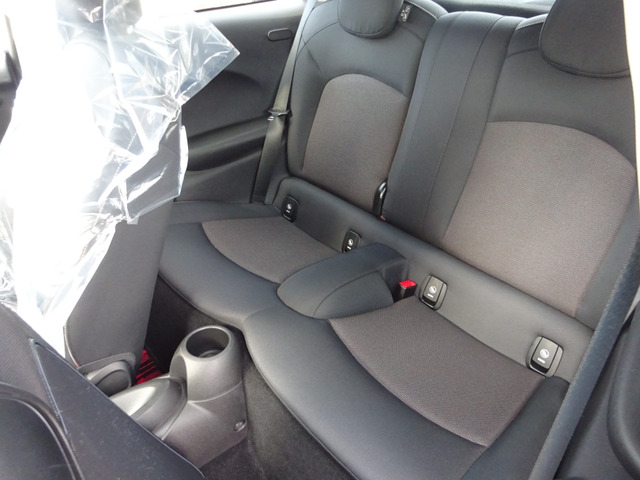 ���Ђ̎ԗ��͂قƂ�ǂ����ڔ������ł��̂Ŕ����A�����ō������H�ł̃e�X�g���s�ς݂ł��̂ŁA�����Ƃ���͂�������c�����Ă���܂��B�ł��̂ł�������C�����Ă���[�Ԃ������܂�!