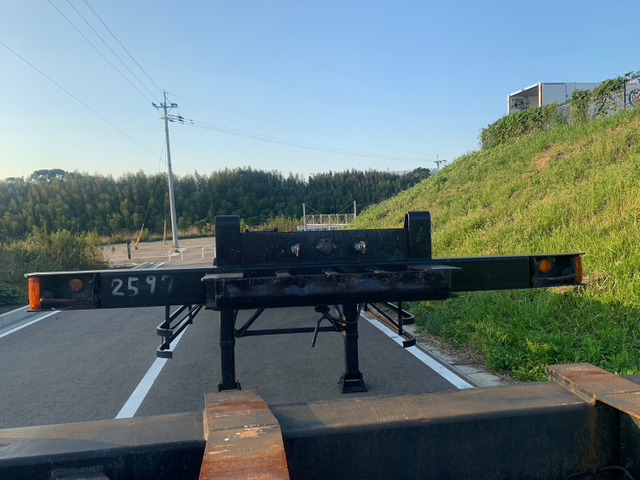 日本フルハーフトレーラー