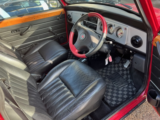 ミニクーパー 40th アニバーサリー リミテッド