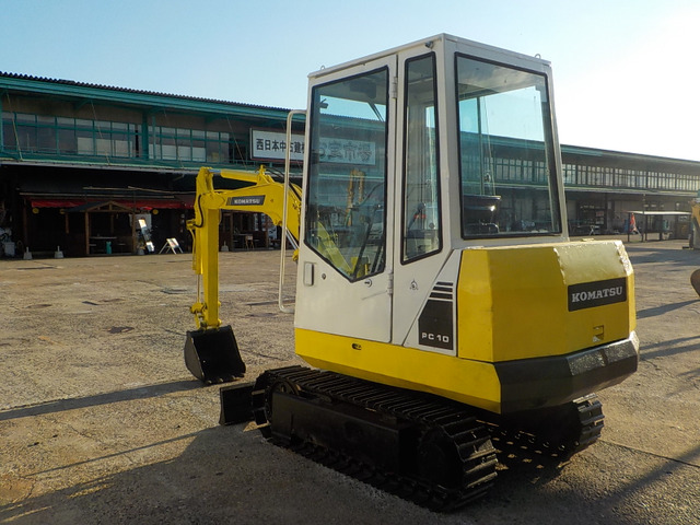 コマツ油圧ショベル