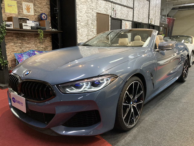 8シリーズカブリオレM850i xドライブ 4WD
