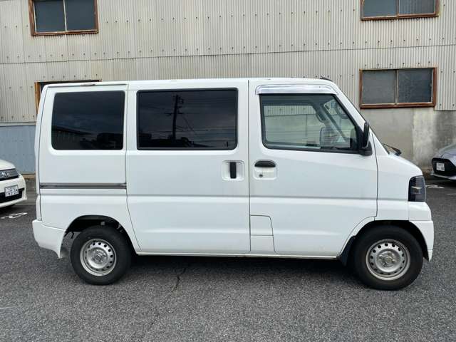 �����Ԃł��z���̍ہ������X�̍ۂ́A���Ј�x���d�b�̏�A�����X��������!���Ԃł��z���̍ۂ́A��ʂ葤������܂��悤�X�ܑO�̃X�y�[�X���󂯂Ă����܂��B�X���[�Y�ȑΉ��̂��߁A�����͂��������܂��ƍK���ł�!