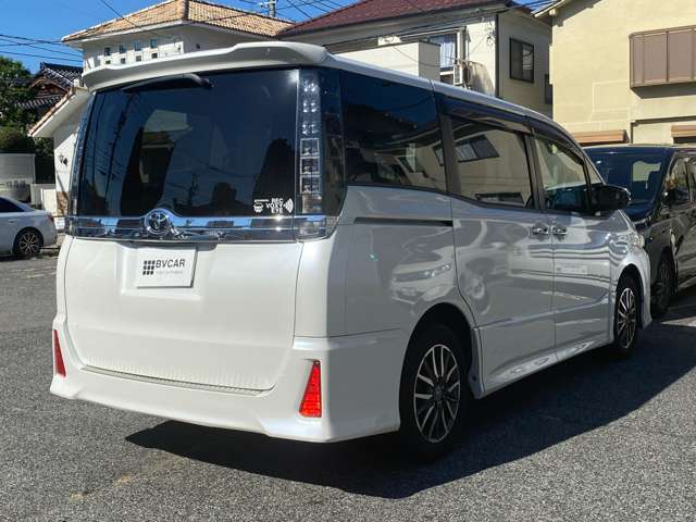 ヴォクシー2.0 ZS 煌II