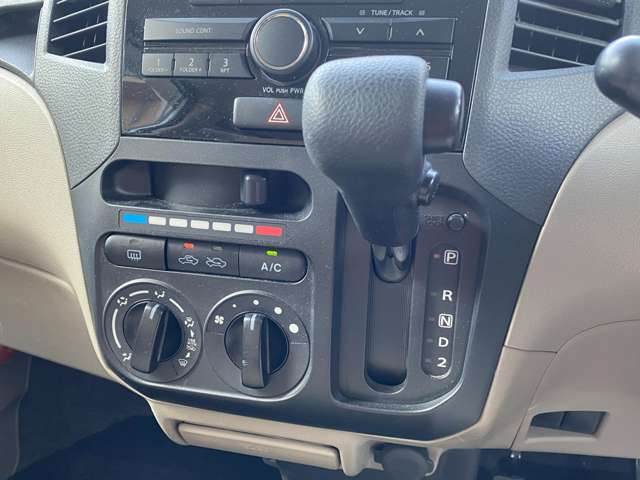 �Ō�܂œ��X�̎ԗ������������������肪�Ƃ��������܂�!�F�l�̋C�ɓ���1������񋟂����Ă��������A���i�����t���������ł���΂Ǝv���Ă���܂�!�����X�̍ۂ͂��C�y�ɂ��A����������(*'&omega;'*)