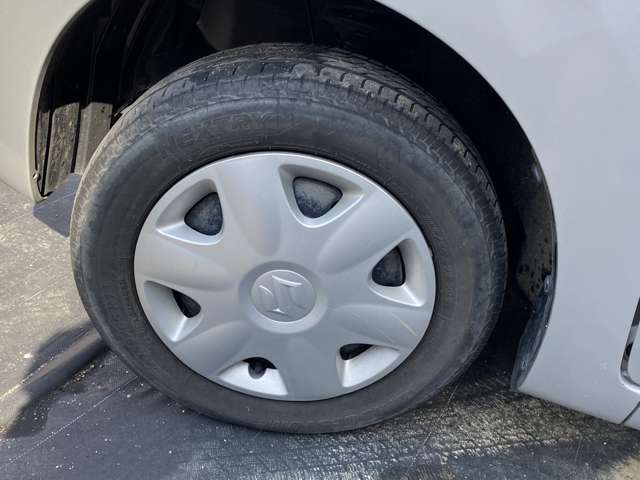 �����Ԃł��z���̍ہ������X�̍ۂ́A���Ј�x���d�b�̏�A�����X��������!���Ԃł��z���̍ۂ́A��ʂ葤������܂��悤�X�ܑO�̃X�y�[�X���󂯂Ă����܂��B�X���[�Y�ȑΉ��̂��߁A�����͂��������܂��ƍK���ł�!