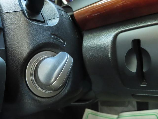 �S���E�S���E�S��4930&times;1845&times;1455mm �J�^���O�R��10�E15���[�h�R�� 8.6km/���b�g�� �ԗ��d��1760kg���{�f�B���ʌ����ρ��������ρ����[���N���[�j���O�ρ��R�ۏ��L�ρ�