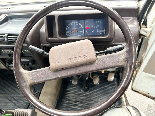 ����]���������܂�����A�ǉ��̎ʐ^�⓮��������肢�����܂��B�������Ȃ����\���t�����������܂��B