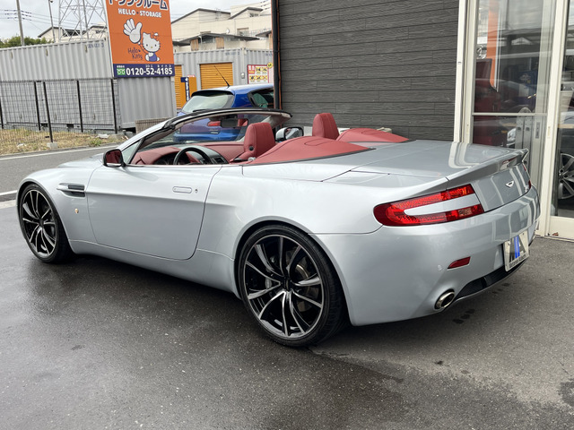 アルミ、ボディー、内装カラーのバランスが良くとてもカッコいい!