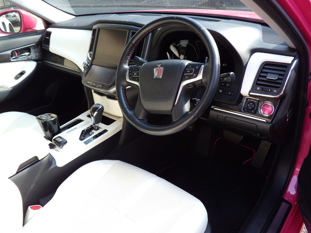 クラウンアスリート