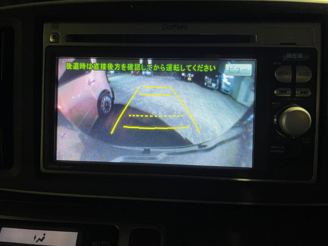 �o�b�N�J����