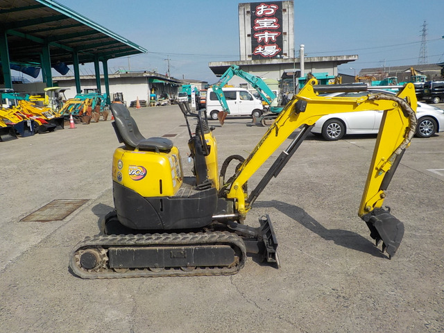ヤンマーミニショベル