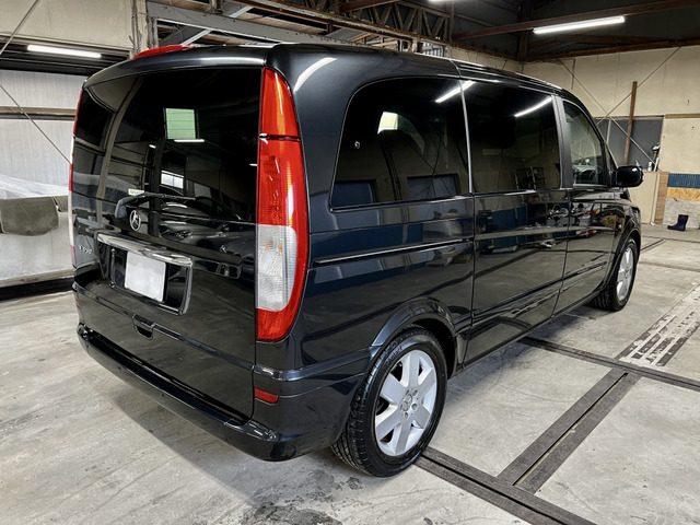 �O���[�h�́uV350�g�����h�v�œd���f���A���X���C�f�B���O�h�A�A�p�[�N�g���j�b�N�A�^�]�ȃ������[�t�p���[�V�[�g�A�O�ȃV�[�g�q�[�^�[�𑕔������u���O�W���A���[�p�b�P�[�W�v����